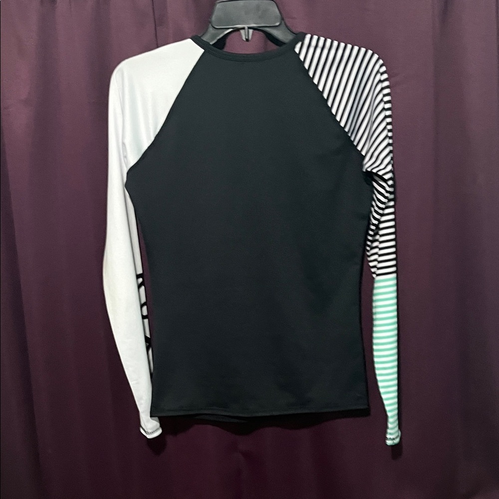 Roxy Black and White Swim Coverup - Picture 6 of 6